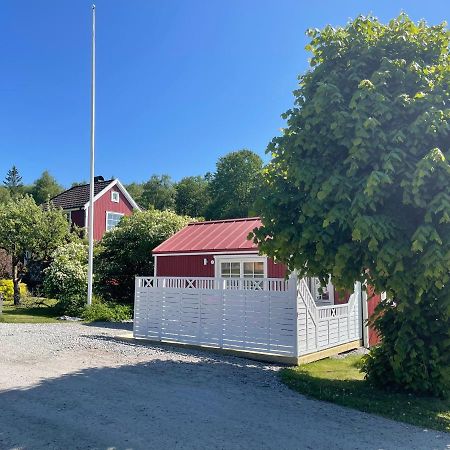 Lyckan - Minihus I Lantlig Miljoe Ulricehamn Exterior photo